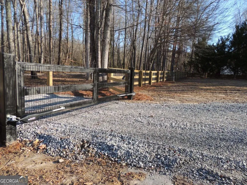 209 Horton RD Dahlonega, GA 30533