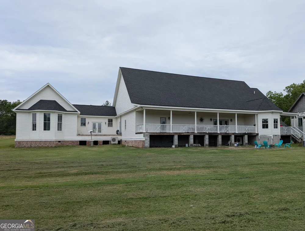 40 Drew Bennett RD Midville, GA 30441