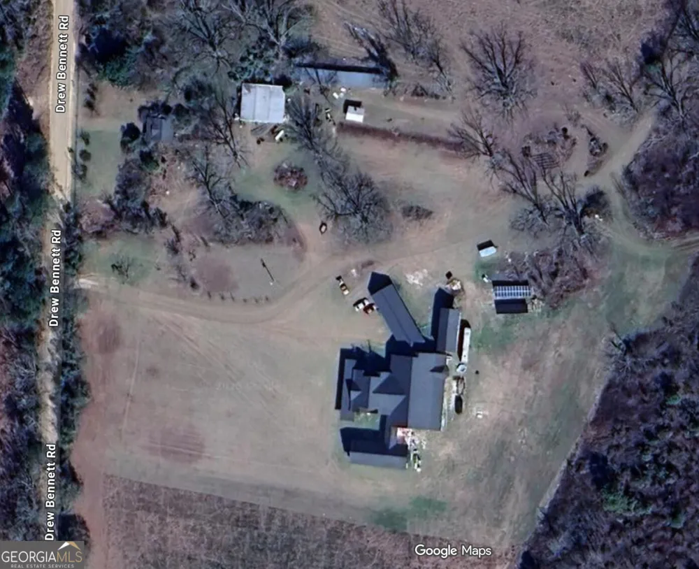40 Drew Bennett RD Midville, GA 30441
