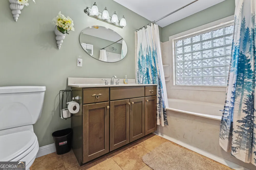 56 Sunglow CT Sparta, GA 31087