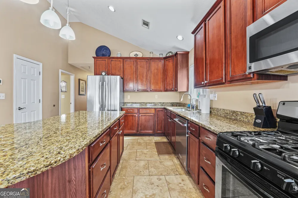 56 Sunglow CT Sparta, GA 31087