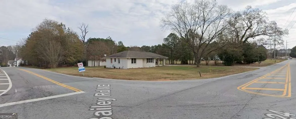 90 Auburn RD Auburn, GA 30011