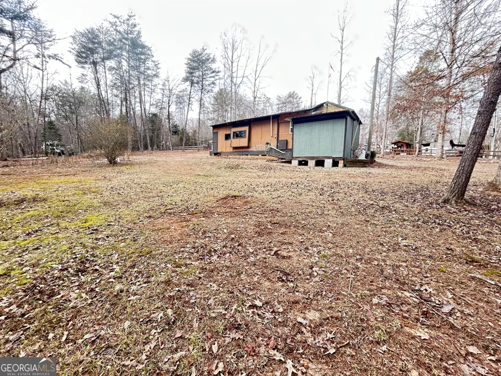 6 Grove LN Cleveland, GA 30528