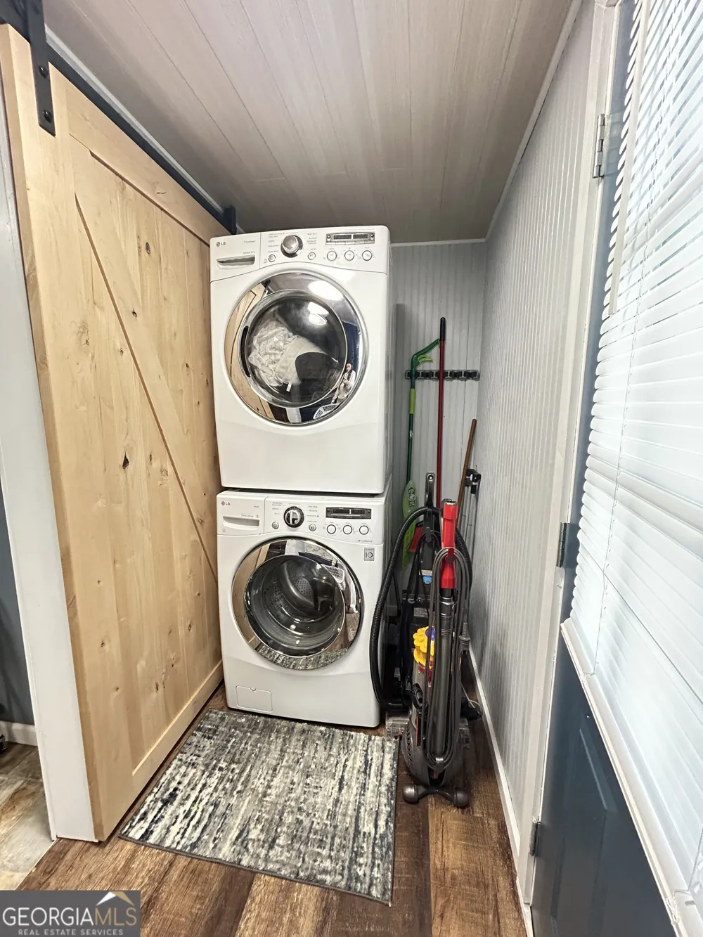 6 Grove LN Cleveland, GA 30528