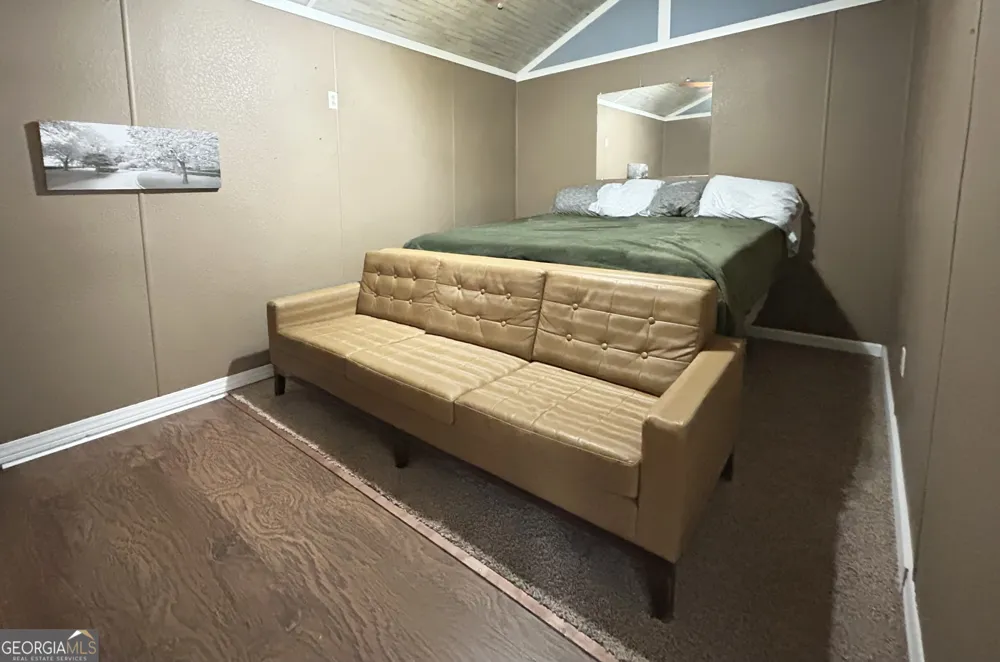6 Grove LN Cleveland, GA 30528