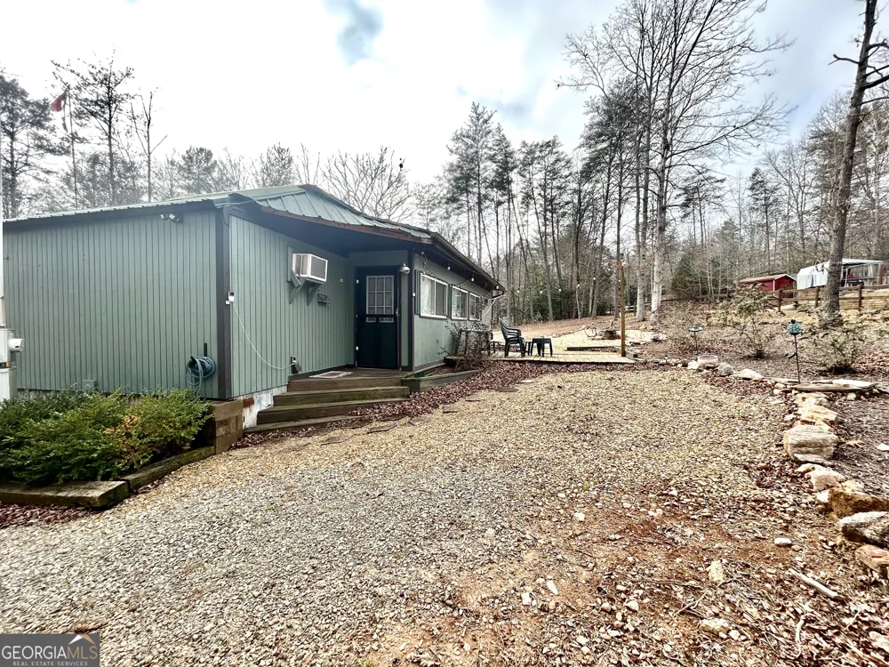 6 Grove LN Cleveland, GA 30528