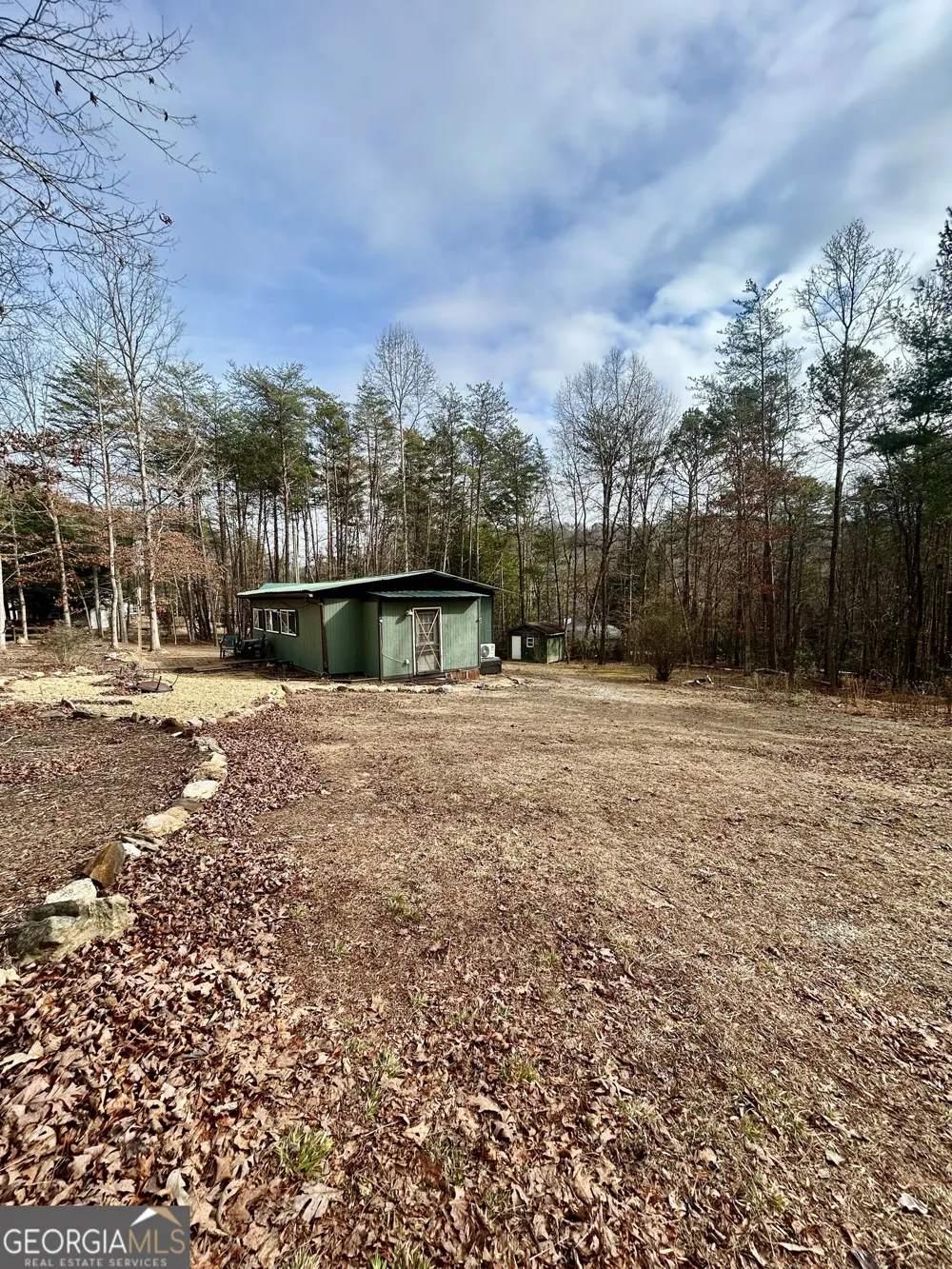 6 Grove LN Cleveland, GA 30528