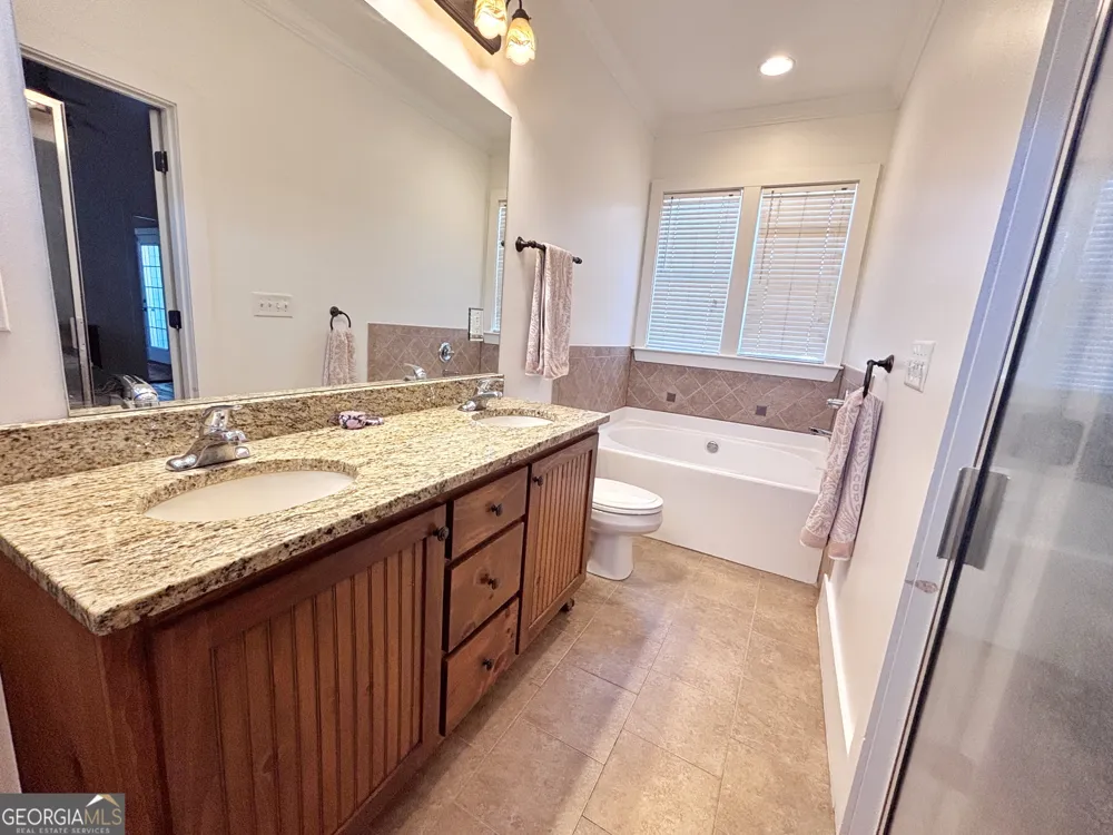 116 Scarlett Oak LN Comer, GA 30629