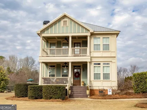 116 Scarlett Oak LN