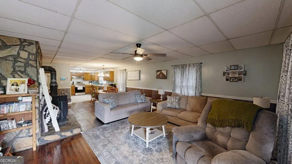 15 Aragon RD Aragon, GA 30104