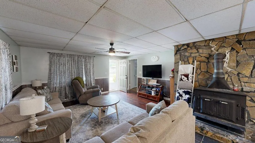 15 Aragon RD Aragon, GA 30104