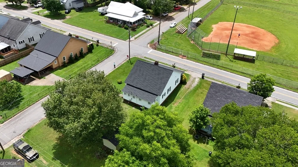 15 Aragon RD Aragon, GA 30104