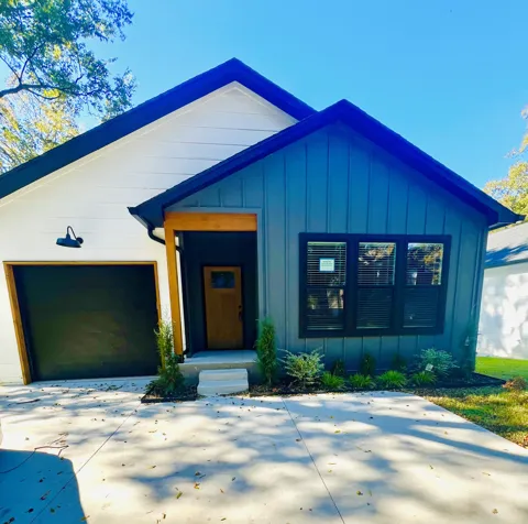 29 Circle Drive