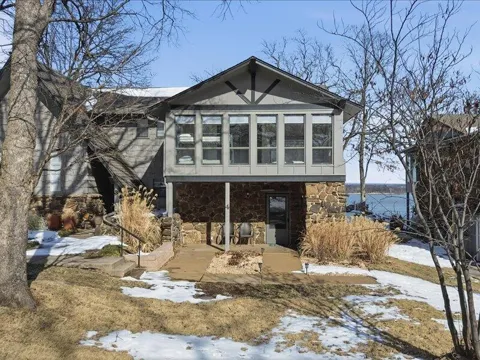 4 Fort Scott Lane