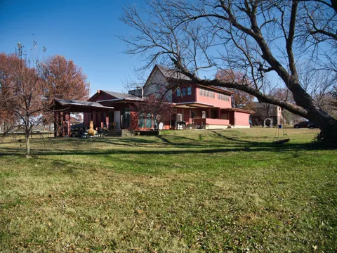 1803 Washington Drive