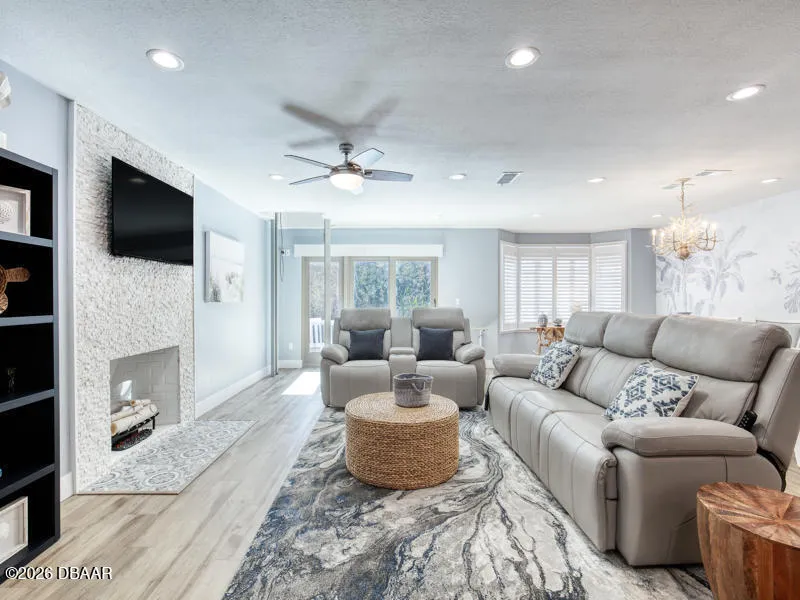 2973 Sea Oats Circle Daytona Beach Shores, FL 32118