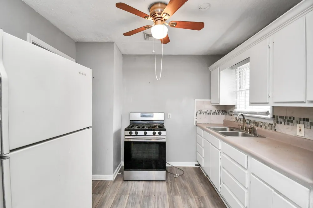 1008 Vista Road Pasadena, TX 77504