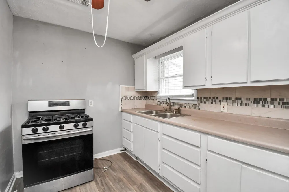 1008 Vista Road Pasadena, TX 77504