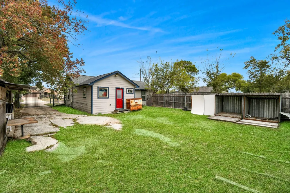 1008 Vista Road Pasadena, TX 77504