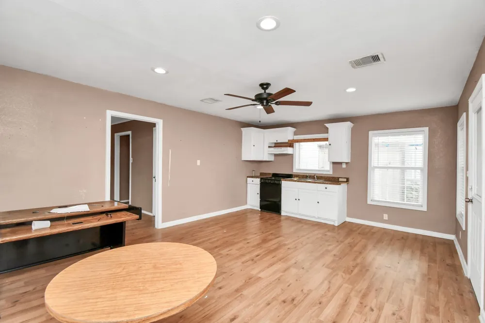 1008 Vista Road Pasadena, TX 77504