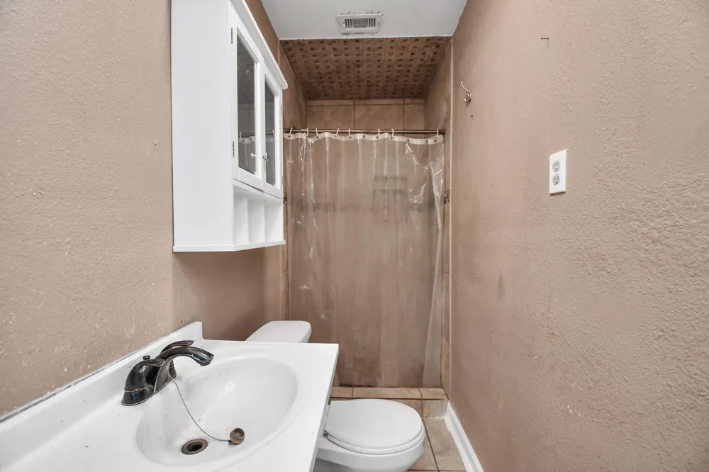 1008 Vista Road Pasadena, TX 77504