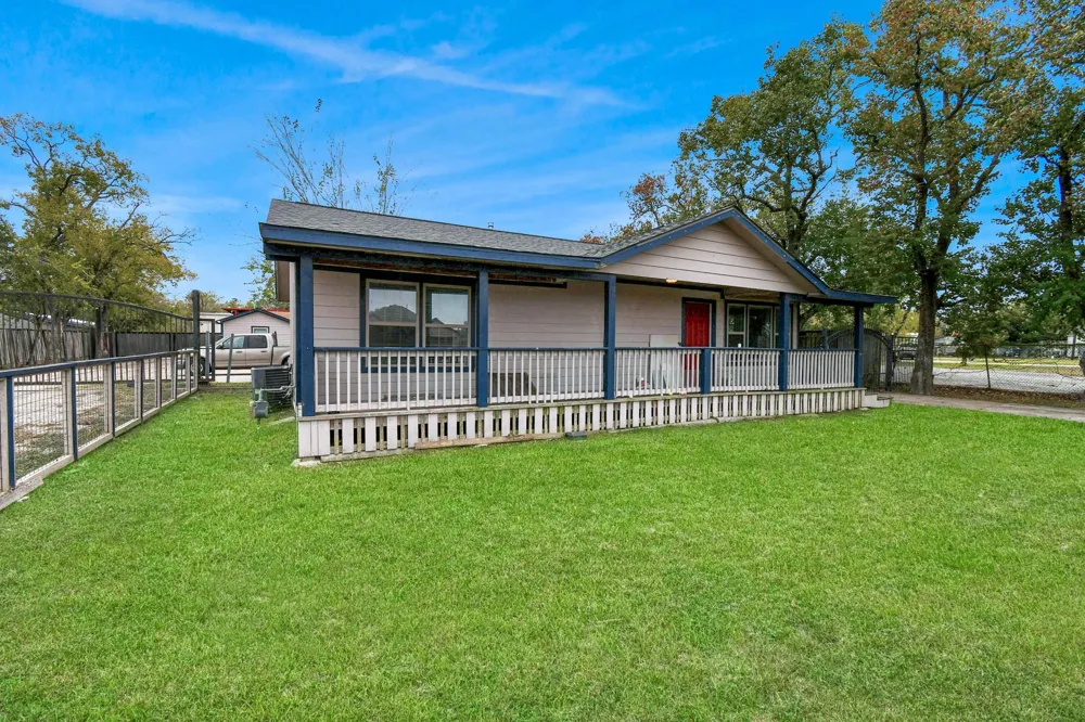 1008 Vista Road Pasadena, TX 77504
