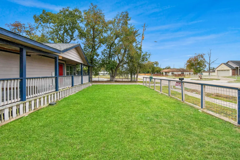 1008 Vista Road Pasadena, TX 77504