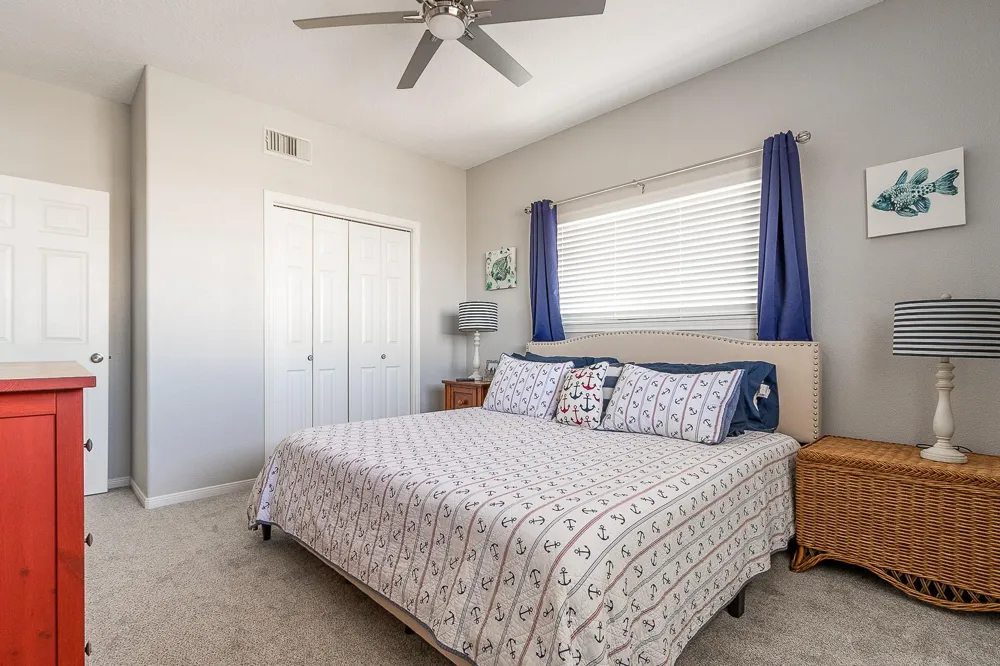 925 Tiki Drive Tiki Island, TX 77554