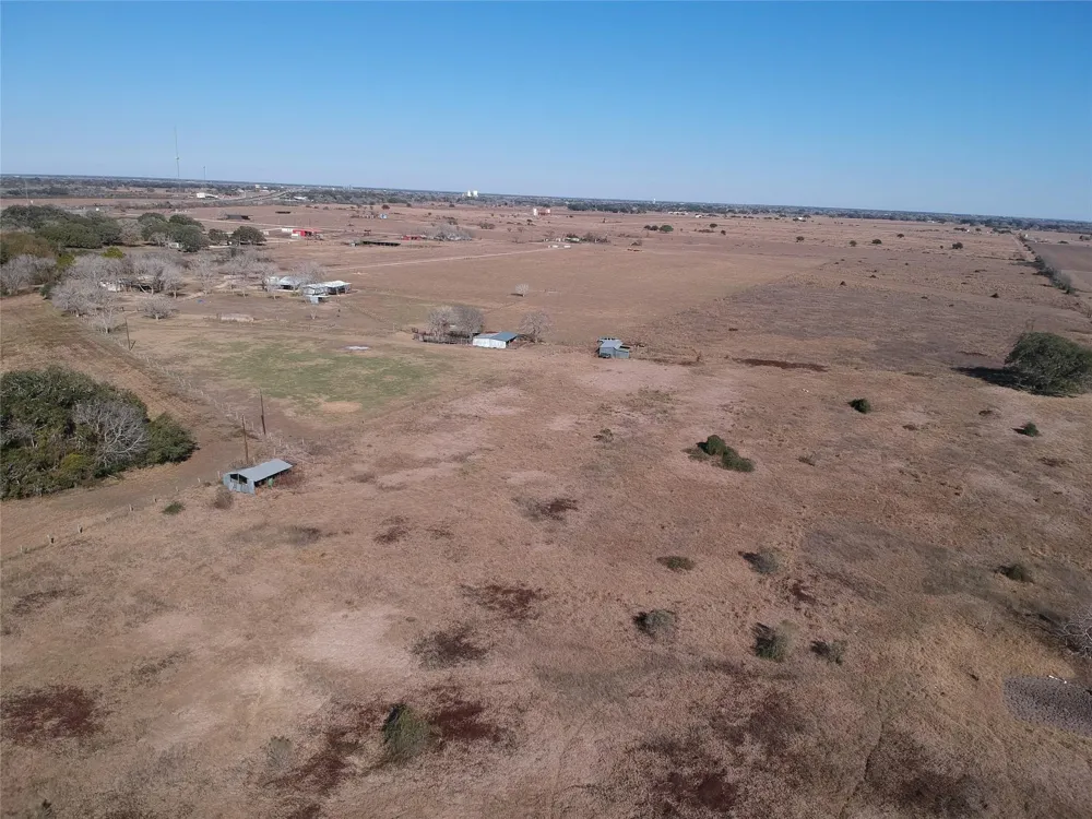 Private Road 2501 Ganado, TX 77962