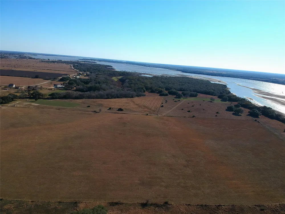 Private Road 2501 Ganado, TX 77962