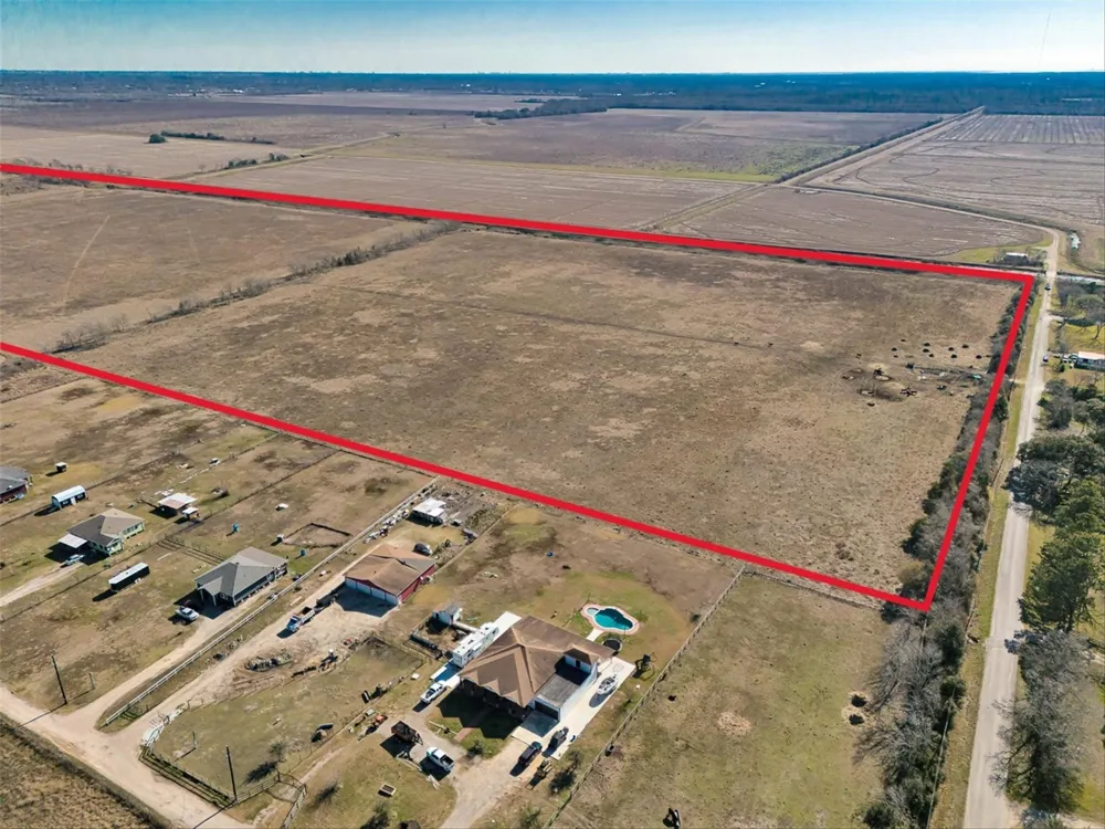 County Road 167 Alvin, TX 77511