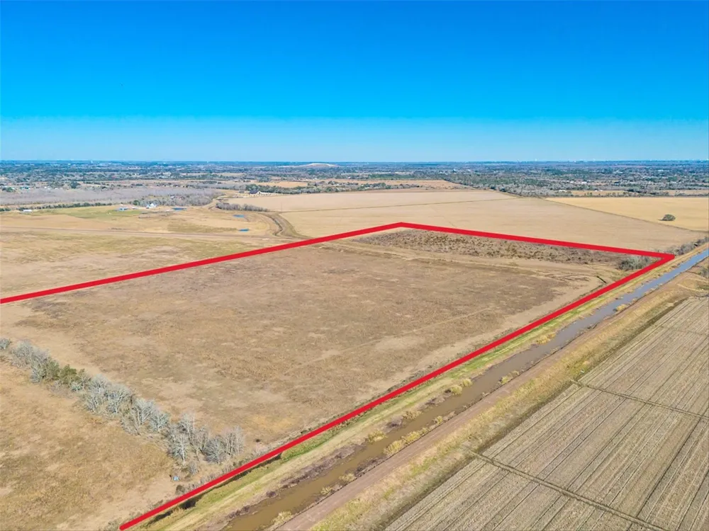 County Road 167 Alvin, TX 77511