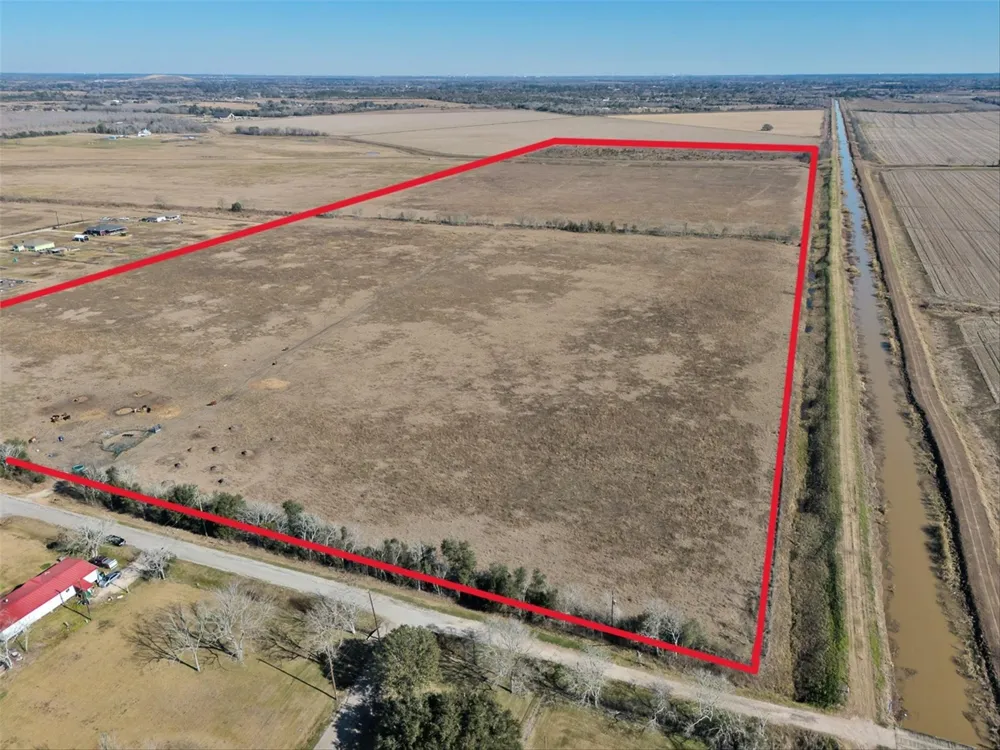 County Road 167 Alvin, TX 77511