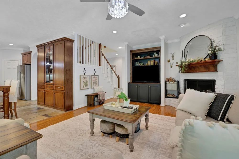 991 Kings Way Coldspring, TX 77331