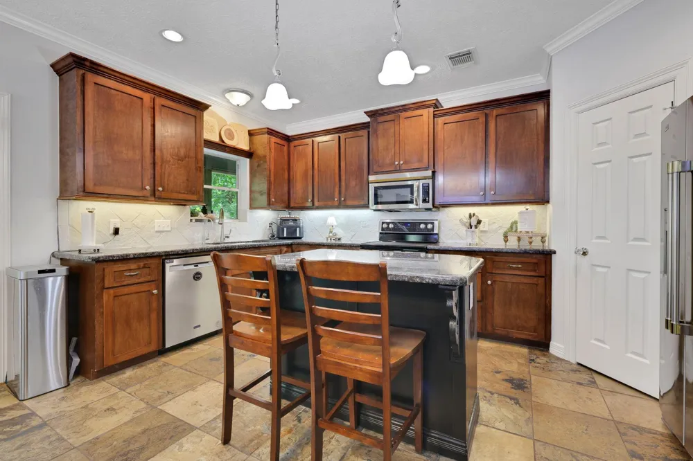 991 Kings Way Coldspring, TX 77331