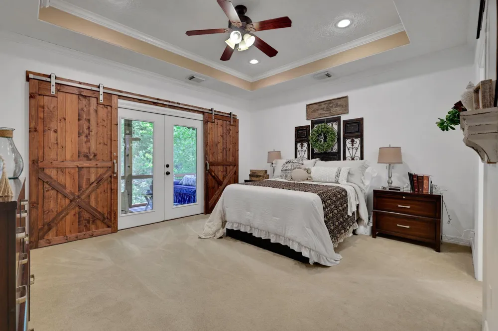 991 Kings Way Coldspring, TX 77331