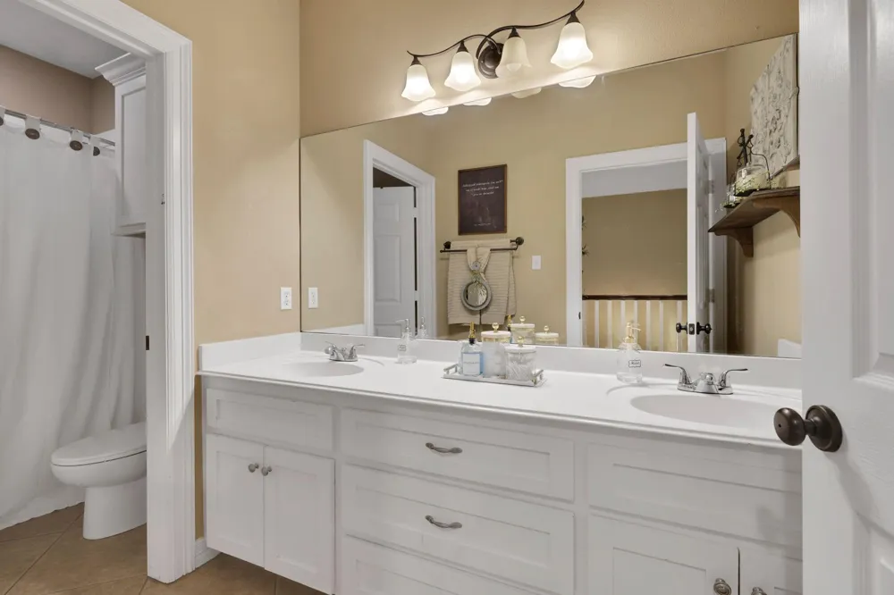991 Kings Way Coldspring, TX 77331