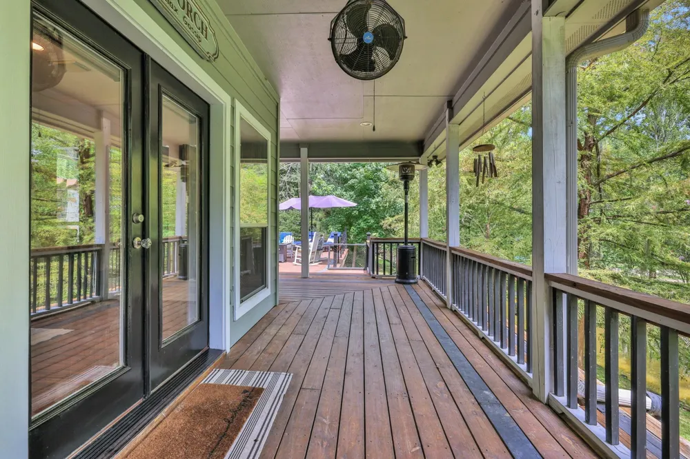 991 Kings Way Coldspring, TX 77331