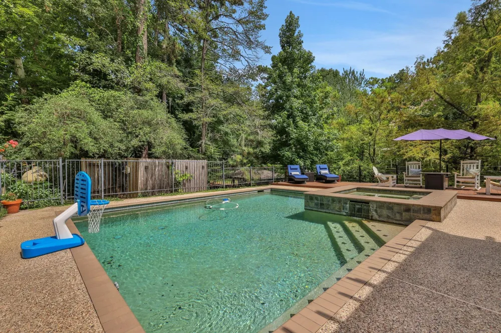 991 Kings Way Coldspring, TX 77331