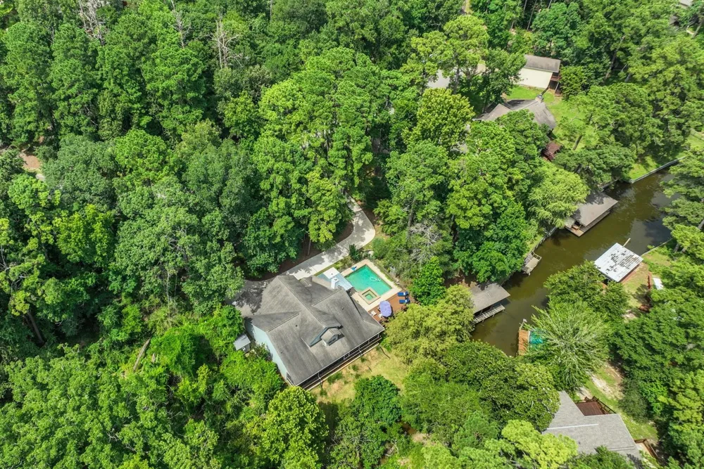 991 Kings Way Coldspring, TX 77331