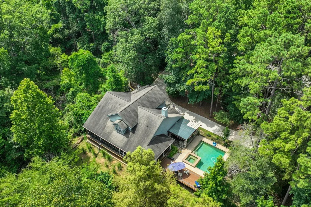 991 Kings Way Coldspring, TX 77331