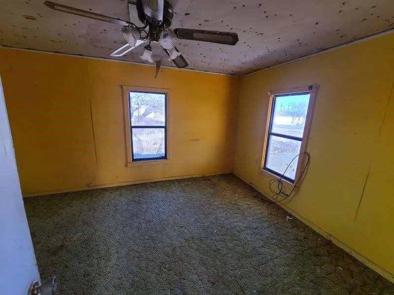 503 Electra Street Electra, TX 76360
