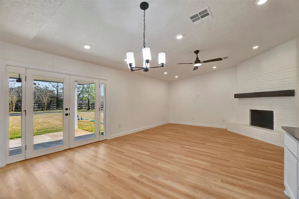 1211 Mere Drive Pinehurst, TX 77362