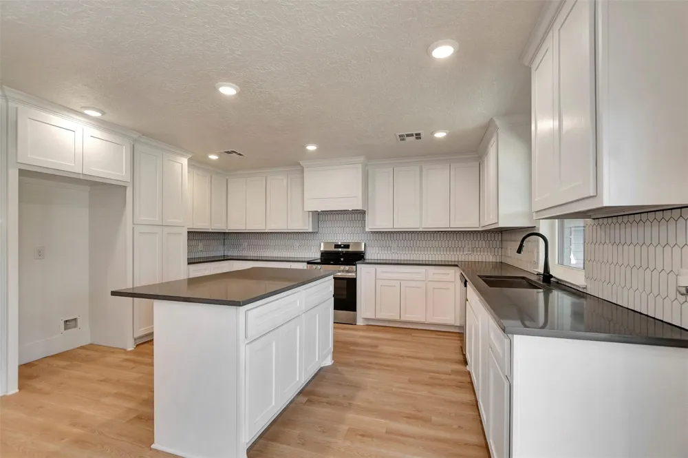 1211 Mere Drive Pinehurst, TX 77362