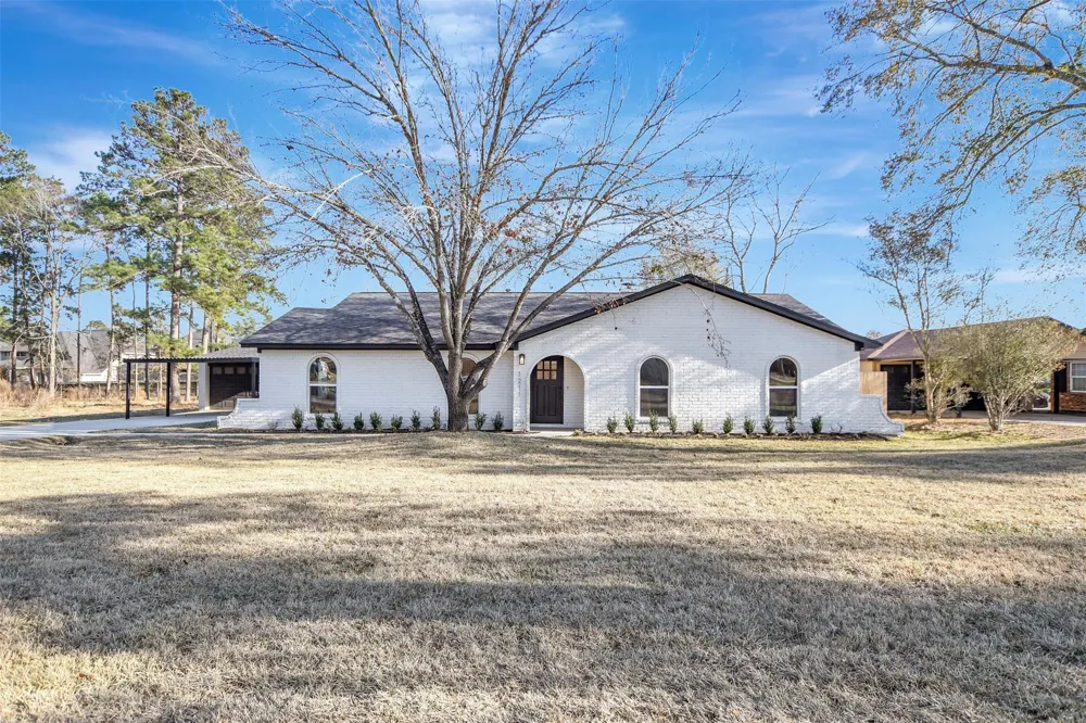 1211 Mere Drive Pinehurst, TX 77362