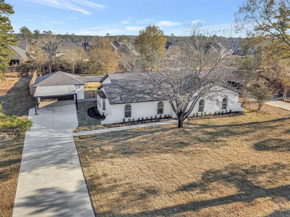 1211 Mere Drive Pinehurst, TX 77362