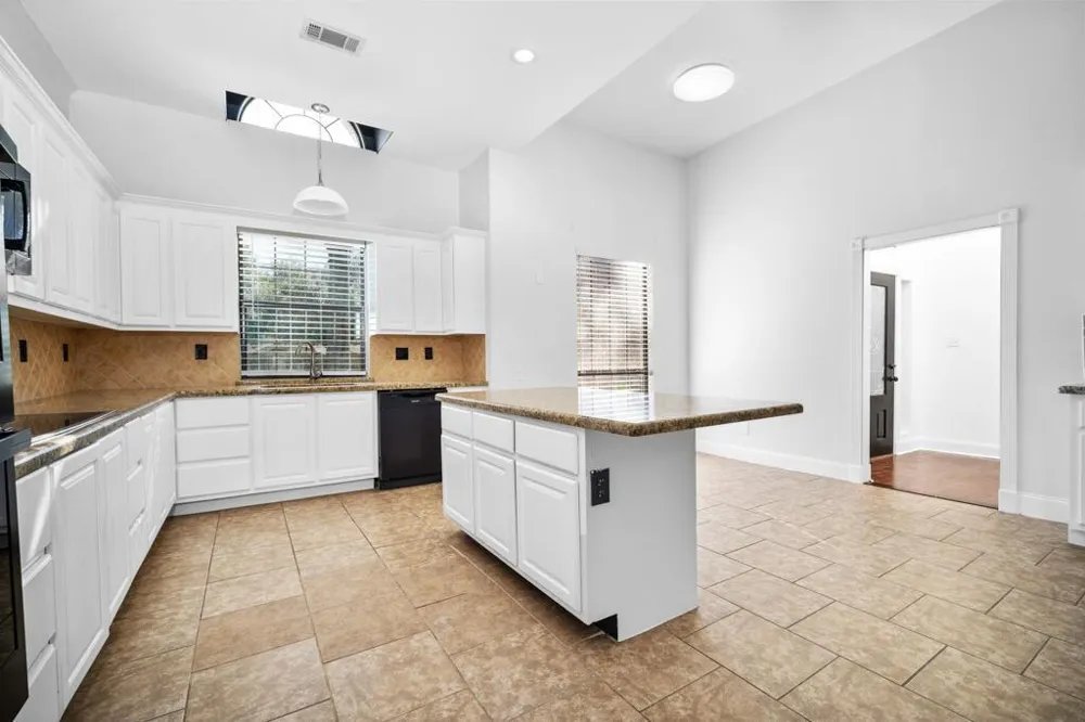 15810 Juneau Lane Jersey Village, TX 77040