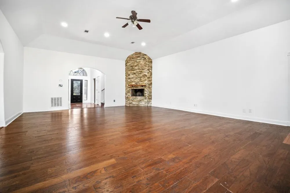 15810 Juneau Lane Jersey Village, TX 77040