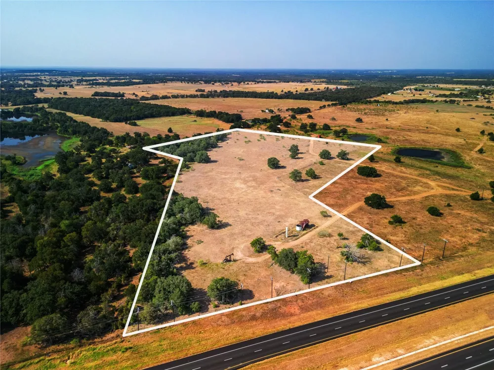 W Hwy 290 Giddings, TX 78942
