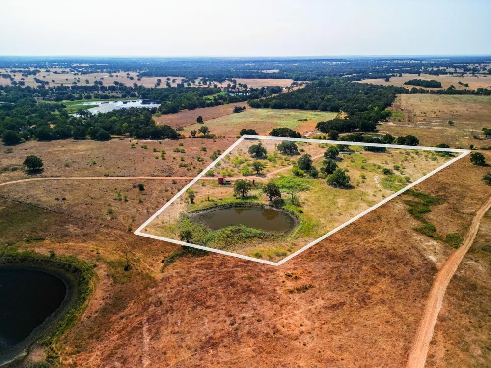 W Hwy 290 Giddings, TX 78942